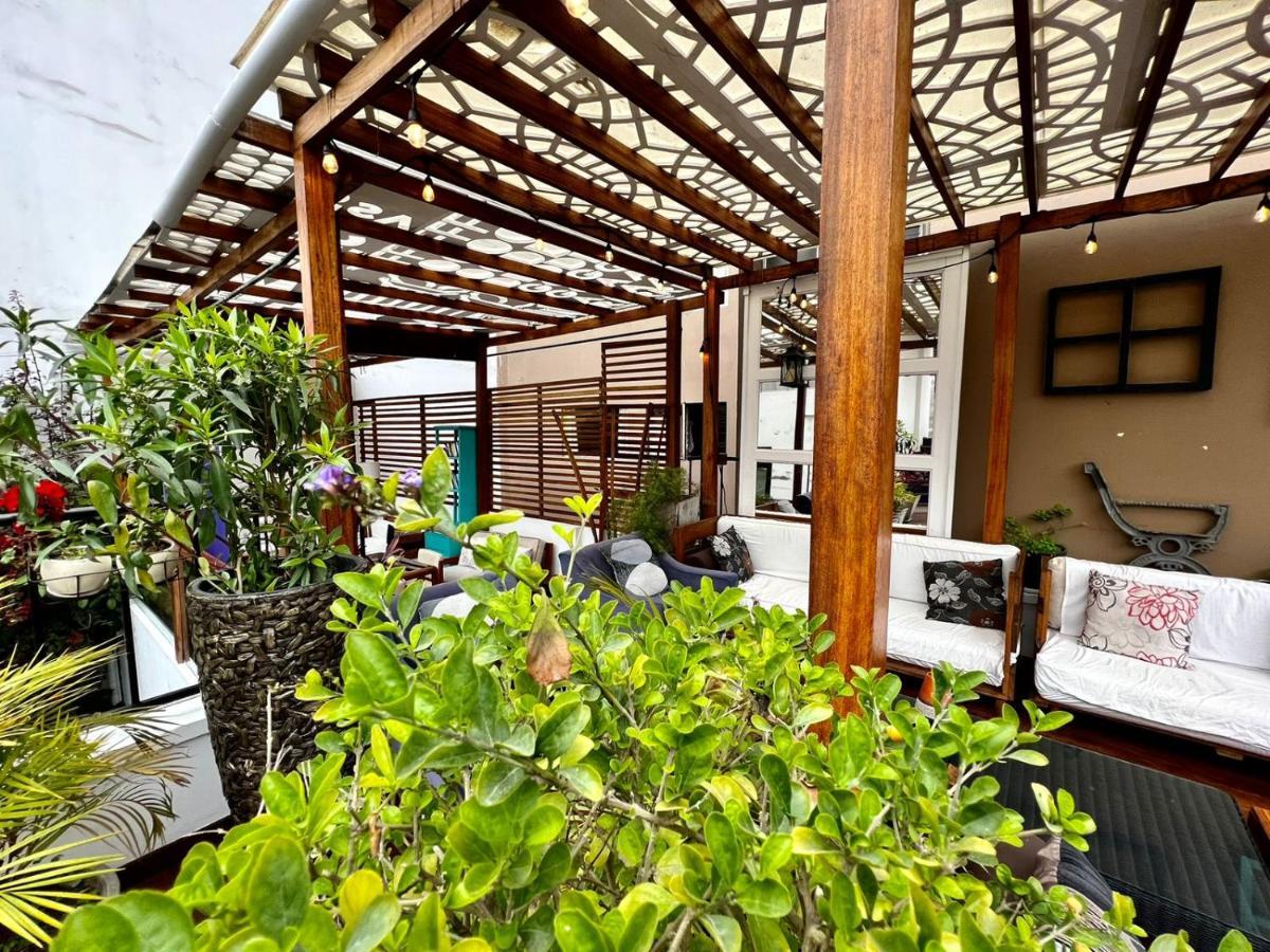 La Casa Del Viajero Bed & Breakfast Lima Exterior photo